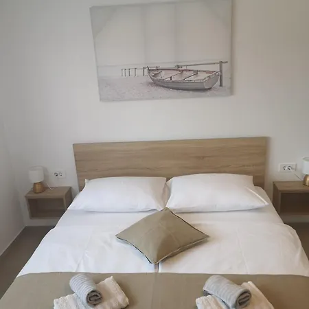 Mareta アパート *