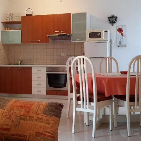 Appartamento Mareta Rab Town