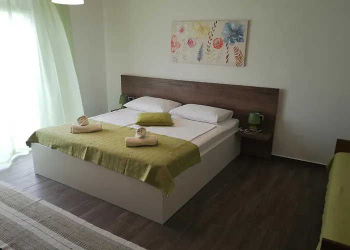 Mareta Daire Rab Town