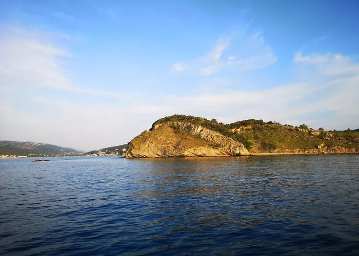 Daire Mareta Rab Town