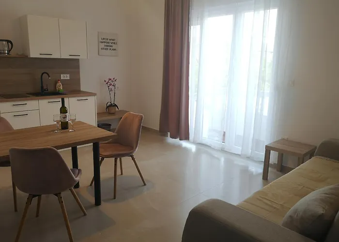 Daire Mareta Rab Town