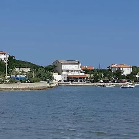 Mareta Apartment Rab Town